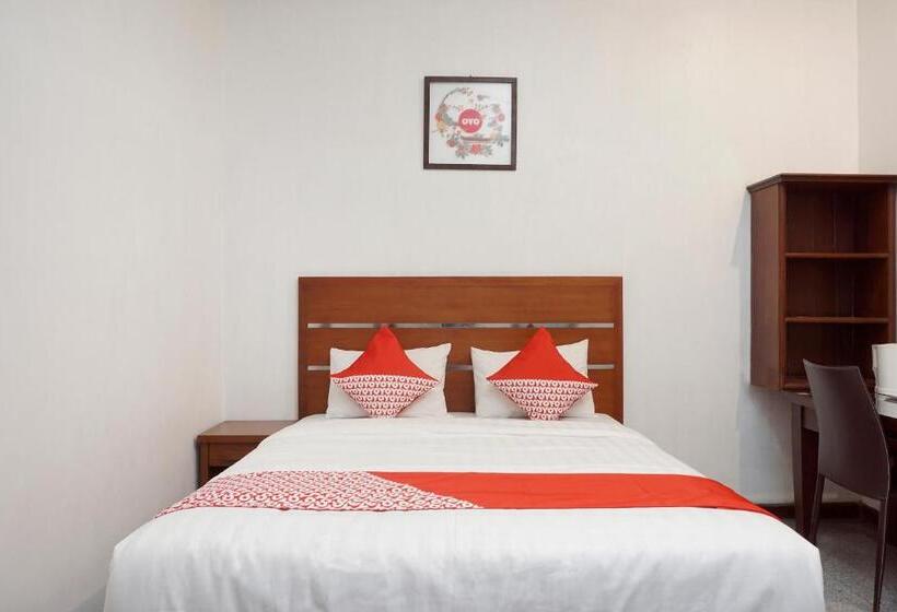 غرفة ديلوكس, Urbanview Omah Pari Boutique