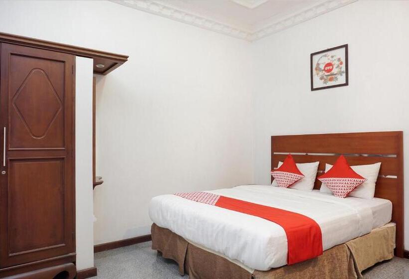 غرفة ديلوكس, Urbanview Omah Pari Boutique