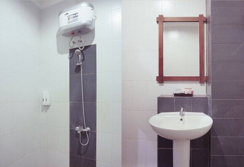 غرفة ديلوكس, Urbanview Omah Pari Boutique