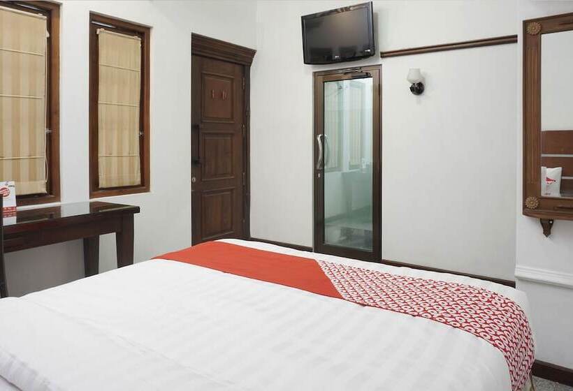 غرفة ديلوكس, Urbanview Omah Pari Boutique