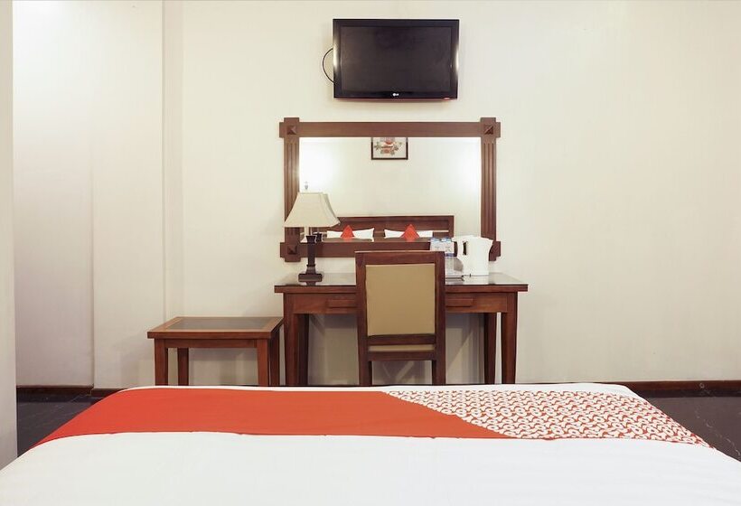 غرفة ديلوكس, Urbanview Omah Pari Boutique