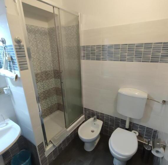 Standard Szoba, Albergo Locanda Alambra