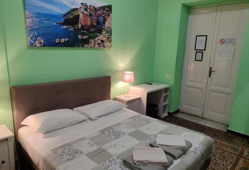 اتاق استاندارد با سرویس بهداشتی مشترک, Albergo Locanda Alambra