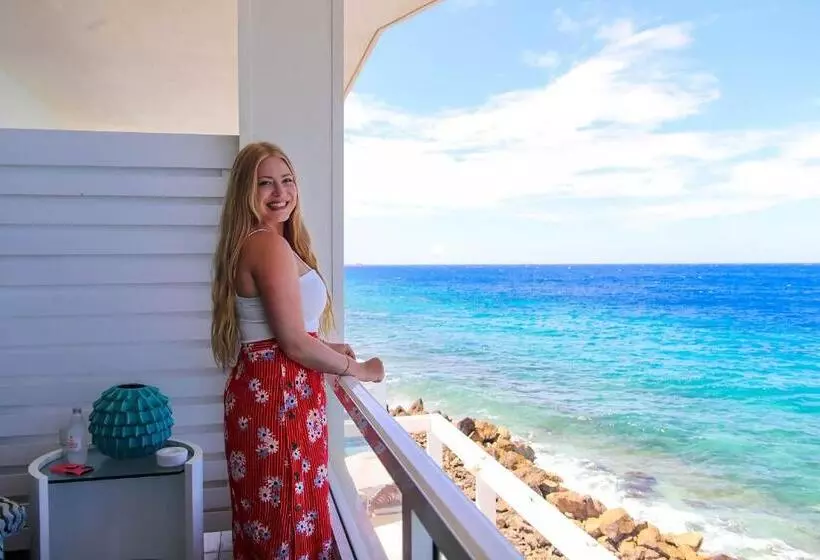 اتاق لوکس با تخت بزرگ, Saint Tropez Boutique
