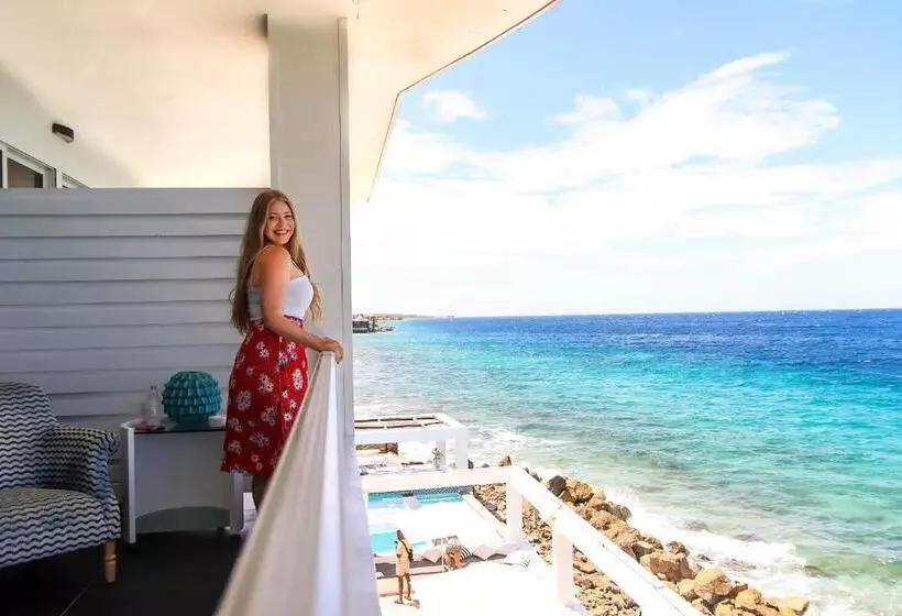 اتاق لوکس با تخت بزرگ, Saint Tropez Boutique