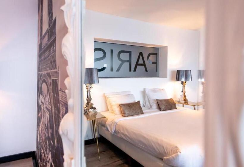 سوییت جونیور با چشمانداز دریا, Saint Tropez Boutique