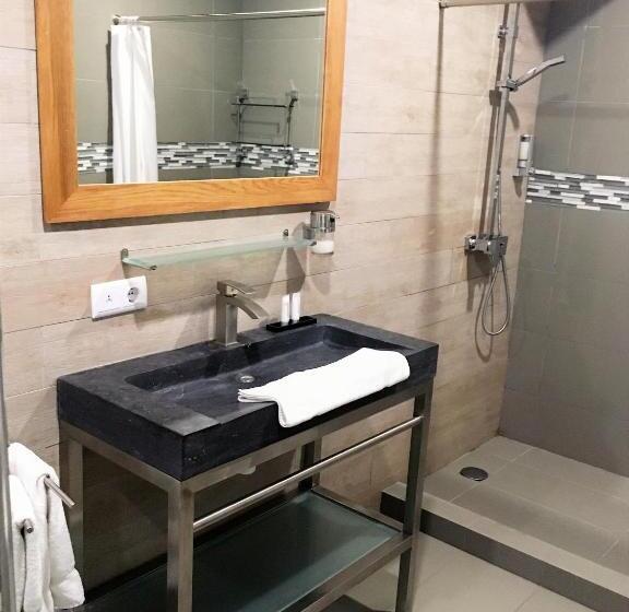 آپارتمان 1 خوابه با بالکن, Saint Tropez Boutique