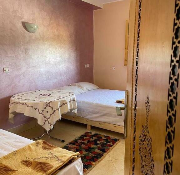 اتاق یک تخته با چشم‌انداز استخر, Gite Boukhalfa