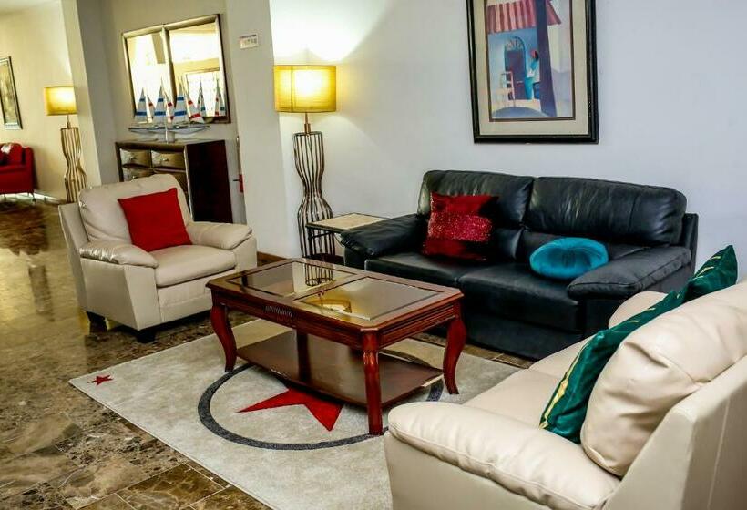 اتاق لوکس با چشمانداز دریا, Brisotel Beira Mar