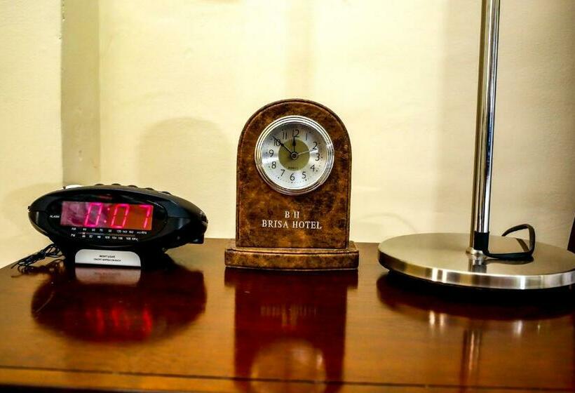 اتاق لوکس با چشمانداز دریا, Brisotel Beira Mar