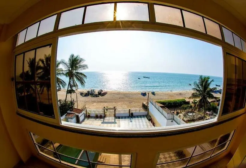 اتاق لوکس با چشم‌انداز دریا, Brisotel   Beira Mar