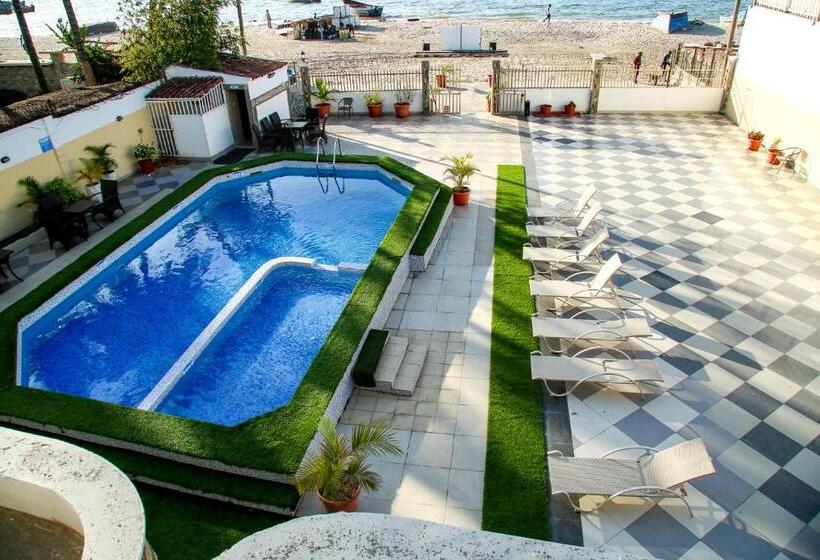 اتاق لوکس با چشمانداز دریا, Brisotel Beira Mar