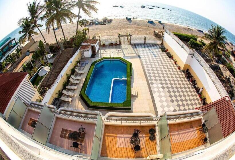 اتاق لوکس با چشم‌انداز دریا, Brisotel   Beira Mar
