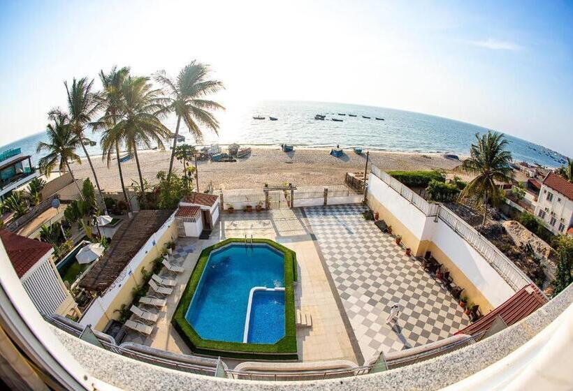 اتاق لوکس با چشمانداز دریا, Brisotel Beira Mar