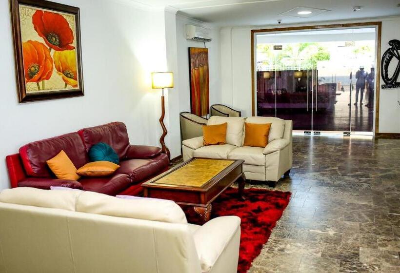 سوییت اجرایی, Brisotel Beira Mar