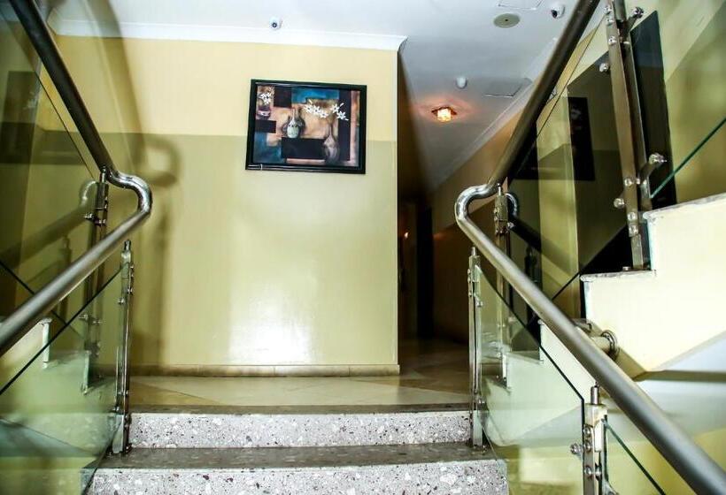 سوییت اجرایی, Brisotel Beira Mar