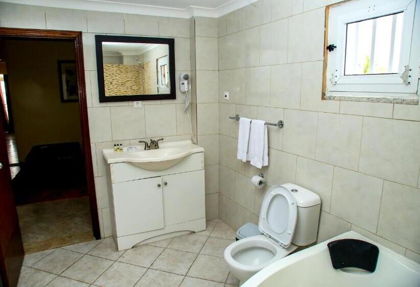 سوییت اجرایی, Brisotel Beira Mar