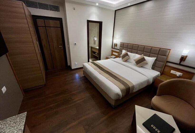 Номер Deluxe, Anntilia Inn