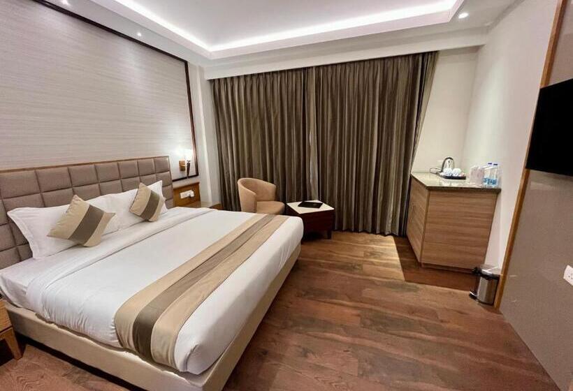 اتاق لوکس, Anntilia Inn