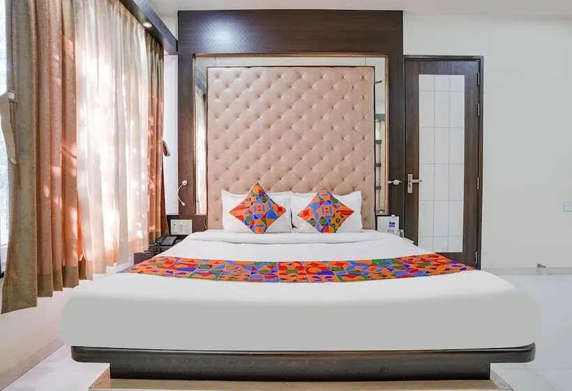 اتاق لوکس, Fabhotel Rudra Residency Nr Medicover Hospital
