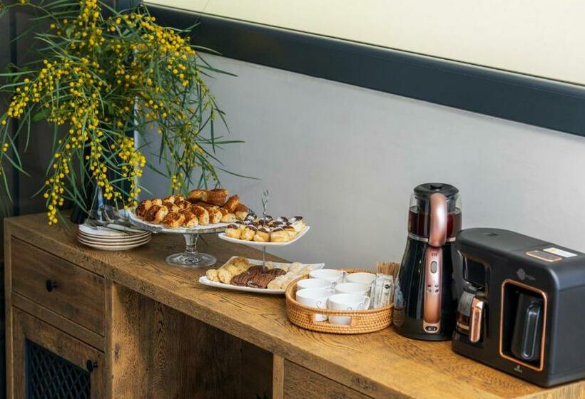 스위트 킹사이즈 침대, Ansira Fethiye