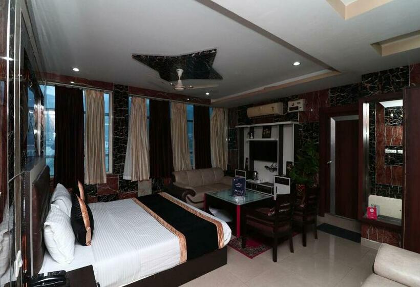 غرفة كلاسيكية ثلاثية, Collection O Tikonia Formerly Hotel Jatin