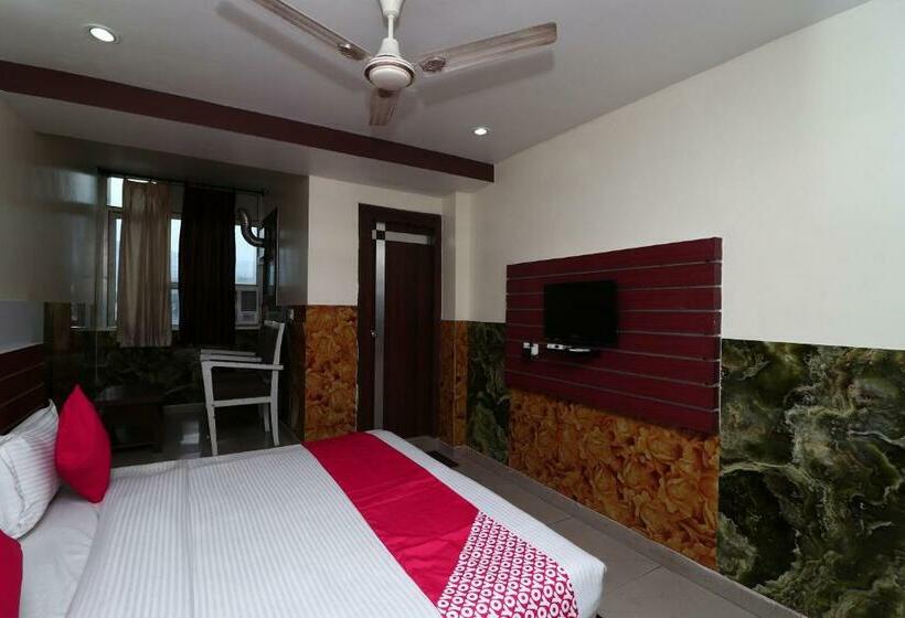 غرفة كلاسيكية ثلاثية, Collection O Tikonia Formerly Hotel Jatin