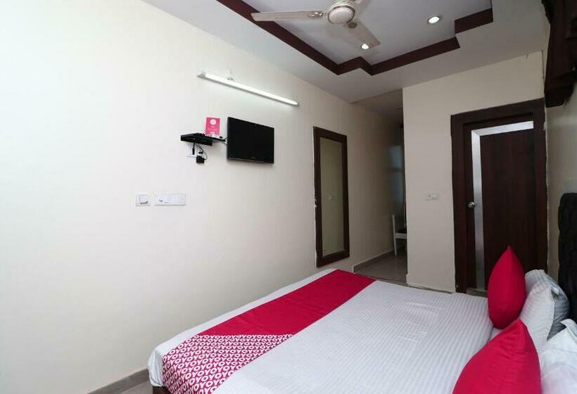 غرفة كلاسيكية ثلاثية, Collection O Tikonia Formerly Hotel Jatin