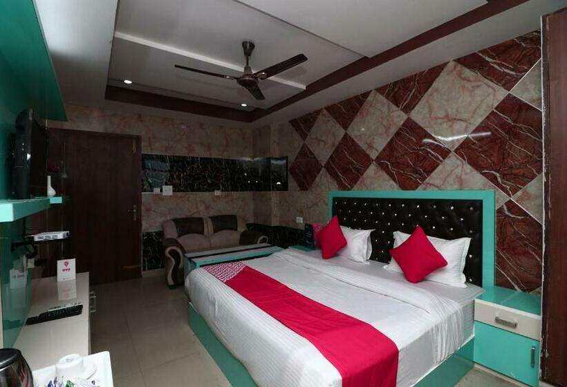 غرفة كلاسيكية ثلاثية, Collection O Tikonia Formerly Hotel Jatin