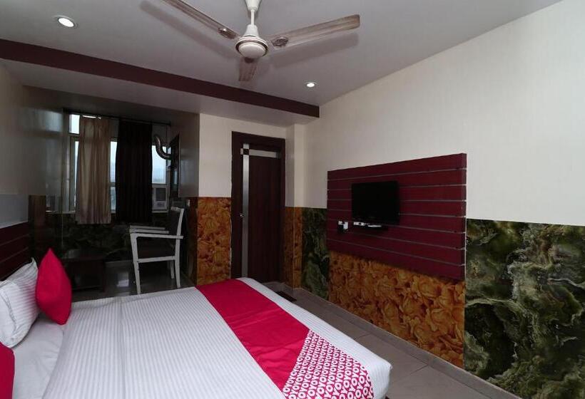 غرفة كلاسيكية ثلاثية, Collection O Tikonia Formerly Hotel Jatin