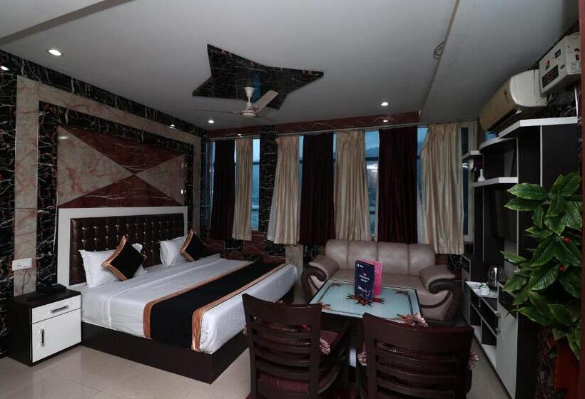 غرفة كلاسيكية ثلاثية, Collection O Tikonia Formerly Hotel Jatin