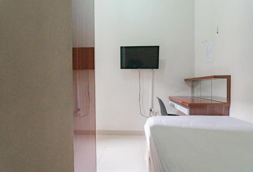 标准单人间, Koolkost Near Stikes Cirebon