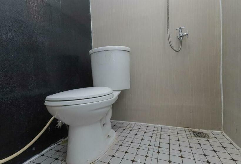 اتاق استاندارد, Reddoorz Near Mayapada Hospital Surabaya
