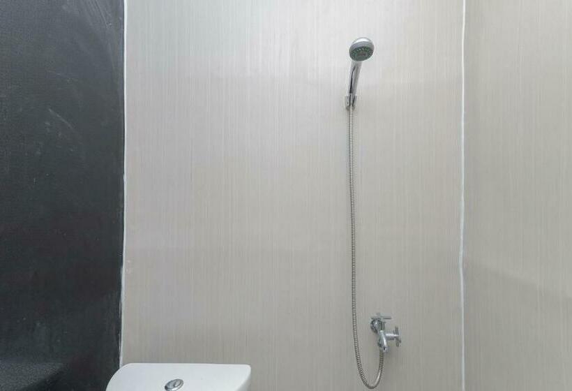 エコノミールーム, Reddoorz Near Mayapada Hospital Surabaya