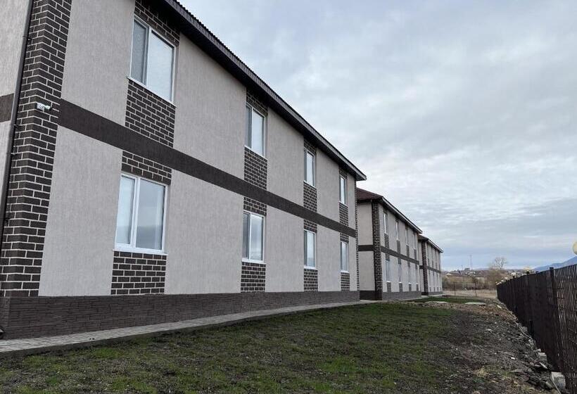 1 Bedroom Apartment Lake View, Lake View