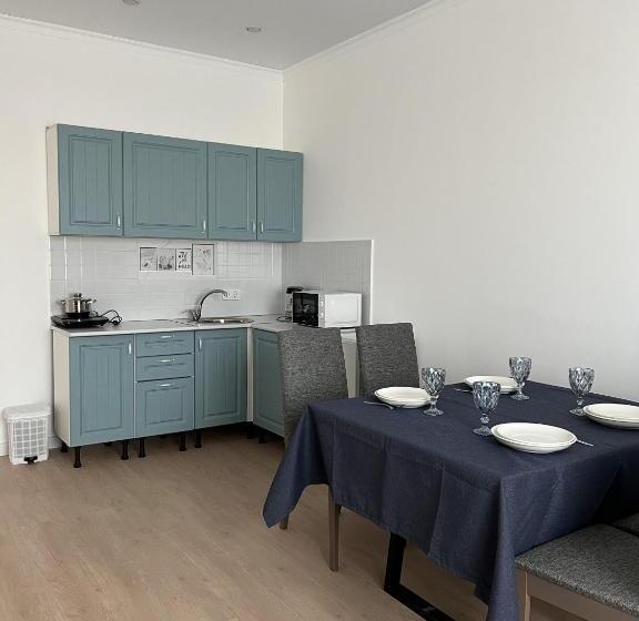 1 Bedroom Apartment Lake View, Lake View