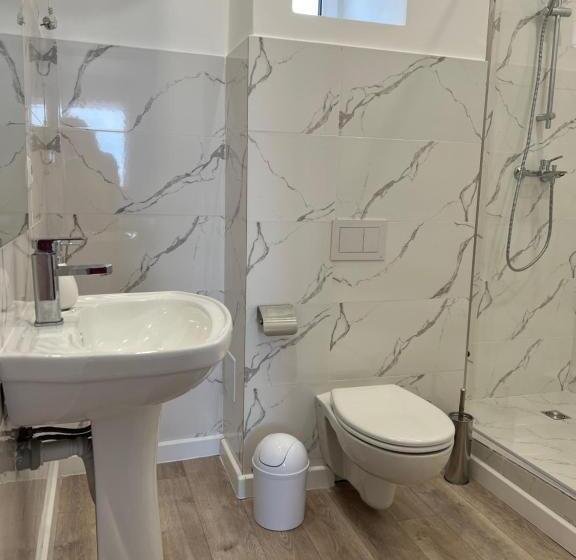 استودیوی استاندارد, Lake View