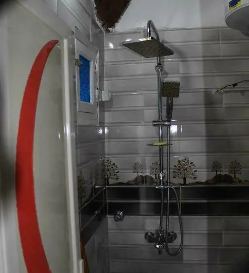 اتاق استاندارد سه نفره, Nile View Guest House
