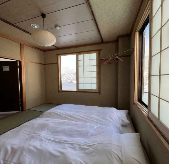 Номер Стандарт Вид на Горы, Lodge Seizan