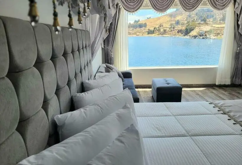Deluxe Suite Sea View, Amantani Palace