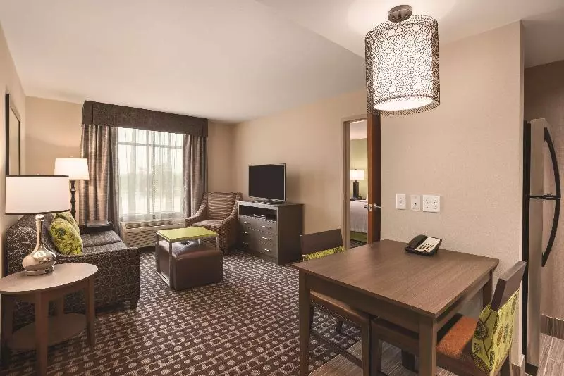 キングサイズベッドのスイートルーム, Homewood Suites By Hilton Ankeny