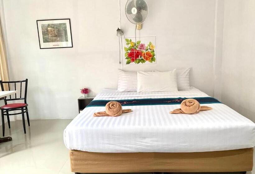 스탠다드 룸, Jj Karon Beach