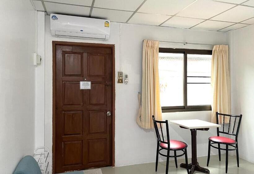 스탠다드 룸, Jj Karon Beach