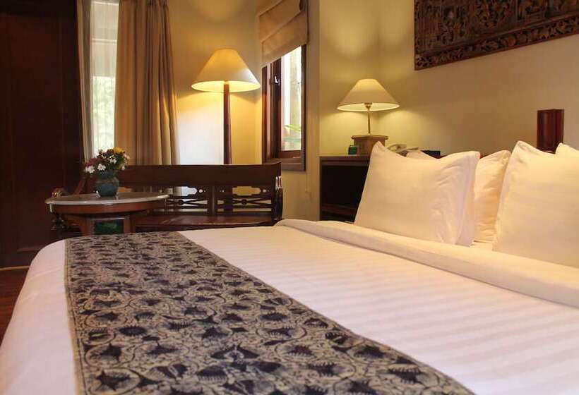 غرفة تنفيذية, Laras Asri Resort & Spa