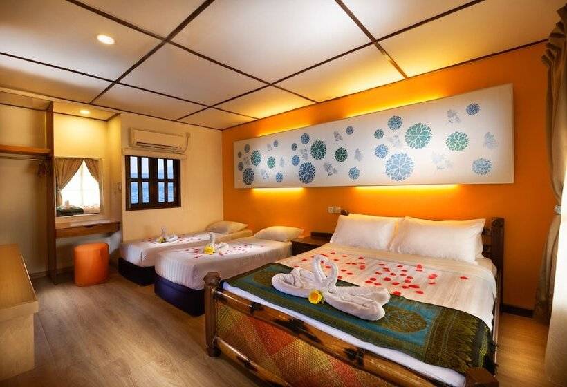 کلبه ییلاقی, Paya Beach Spa & Dive Resort