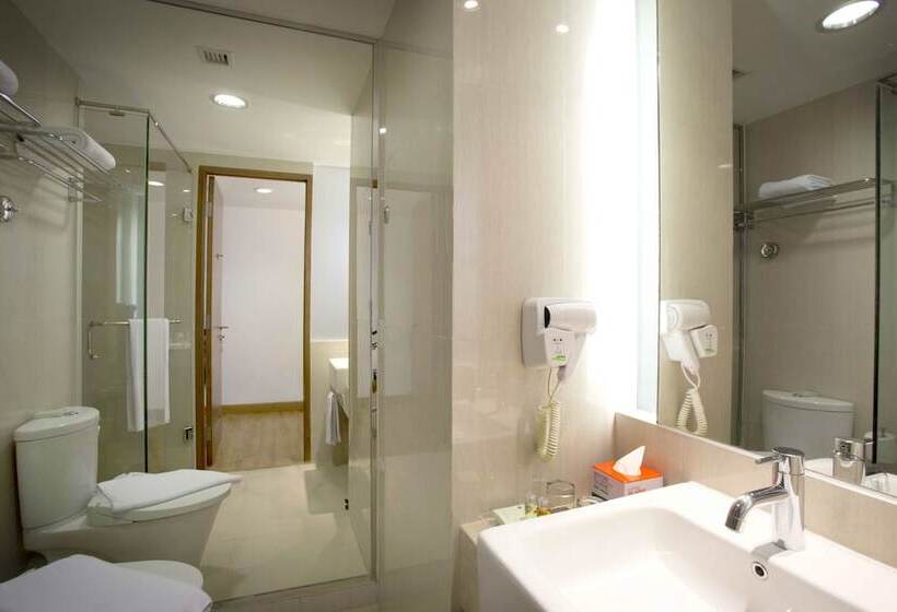 חדר דלוקס עם נוף להרים, Pesona Alam Resort & Spa