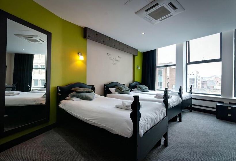 标准三人间, Print Works