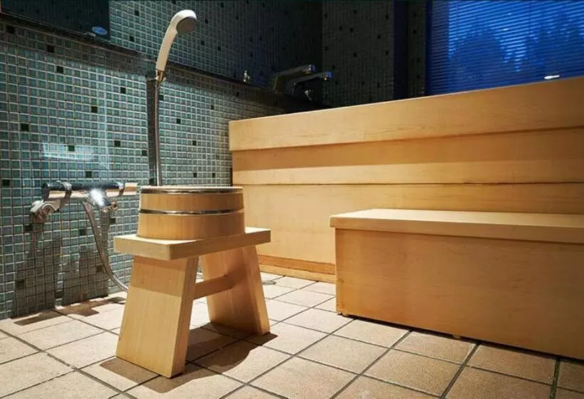 デラックスルーム, Sanyoan