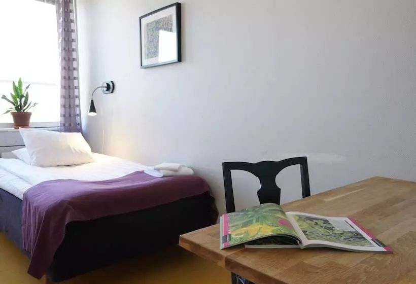 バスルーム共有のシングルスタンダード, Le Mat B&b Goteborg City