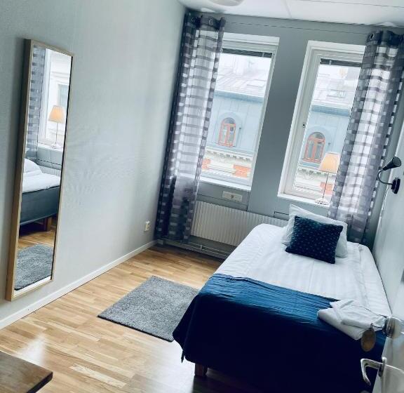 غرفة قياسية فردية حمام مشترك, Le Mat B&b Goteborg City